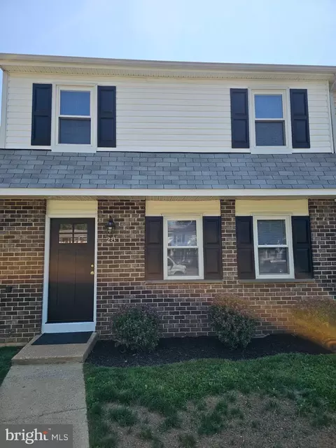 28 Teal Cir, Newark, DE 19702 photo 2