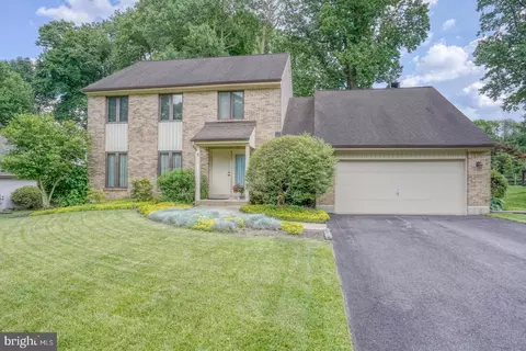 5 Sparrow Ct, Wilmington, DE 19808