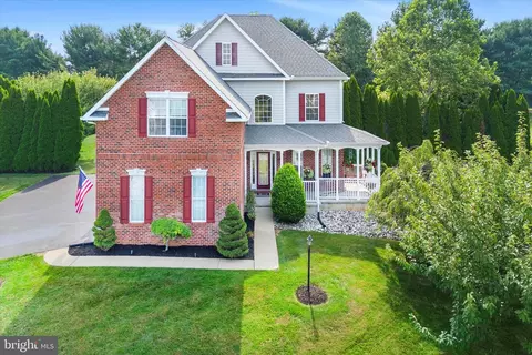 209 Apple Tree Ln, Middletown, DE 19709