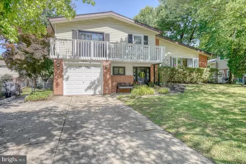 2103 Coventry Dr, Wilmington, DE 19810