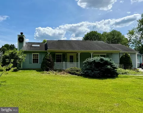 29 Mowery Rd, New Castle, DE 19720