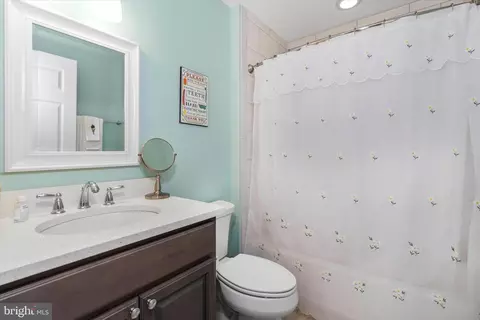 Bath - 86 Dasher Ave, Bear, DE 19701 photo 4 of 5
