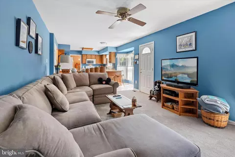 Living - 86 Dasher Ave, Bear, DE 19701 photo 3 of 3