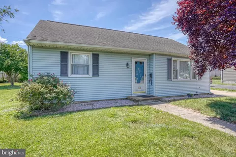 26 Paul Rd, New Castle, DE 19720