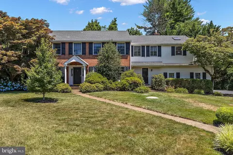 5902 Carriage Cir, Wilmington, DE 19807