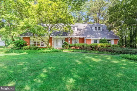 217 Pembrey Dr, Wilmington, DE 19803