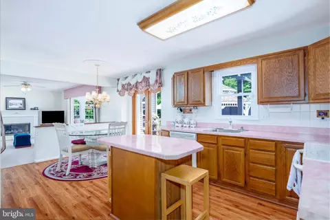 Kitchen - 17 Airdrie Dr, Bear, DE 19701 photo 2 of 2