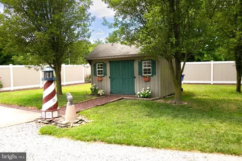 Exterior - 5869 5 - 5871 Summit Bridge Rd, Townsend, DE 19734 photo 20 of 21