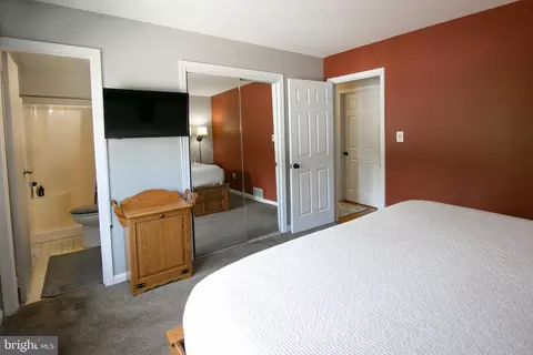 Bedroom - 5869 5 - 5871 Summit Bridge Rd, Townsend, DE 19734 photo 3 of 7