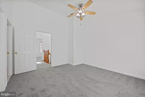 Bedroom - 22 Hibiscus Dr, Newark, DE 19702 photo 2 of 6