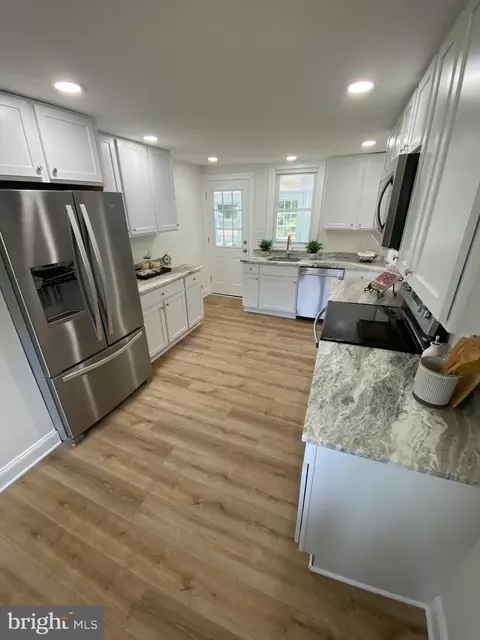 Kitchen - 716 Cardinal Ave, Bear, DE 19701 photo 1 of 4