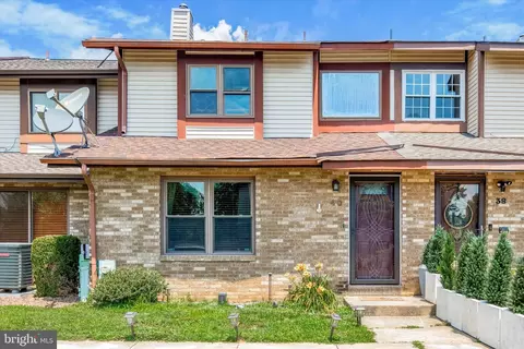 40 Bohemia Dr, Bear, DE 19701