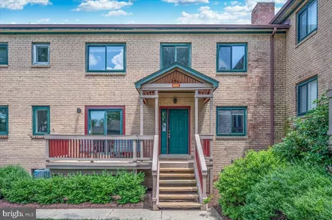 6002 Highland Ct, Wilmington, DE 19802