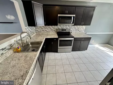 220 Vercelli Dr, Bear, DE 19701 photo 5