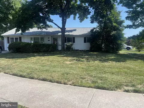 1000 S Gerald Dr, Newark, DE 19713