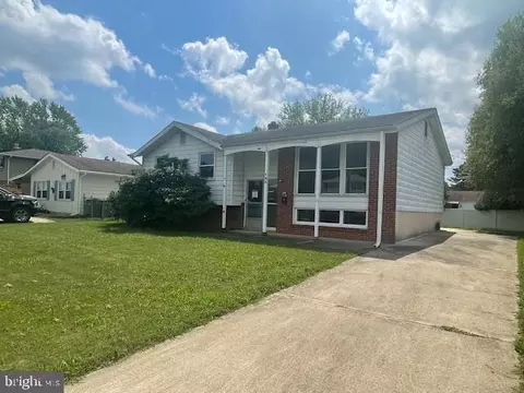140 Spruceglen Dr, Newark, DE 19711