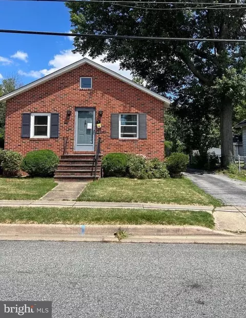2 12 Poplar Ave, Wilmington, DE 19805