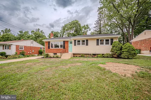 912 Quail Ln, Newark, DE 19711