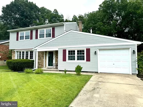 2709 E Riding Dr, Wilmington, DE 19808