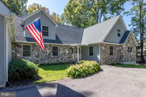 2605 Saint James Church Rd, Wilmington, DE 19808