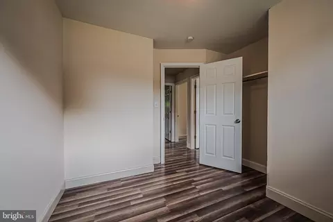 Entry Way - 45 Roxeter Rd, New Castle, DE 19720 photo 1 of 2