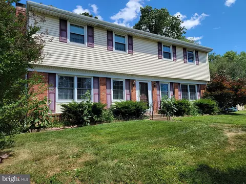 2915 Cheshire Rd, Wilmington, DE 19810