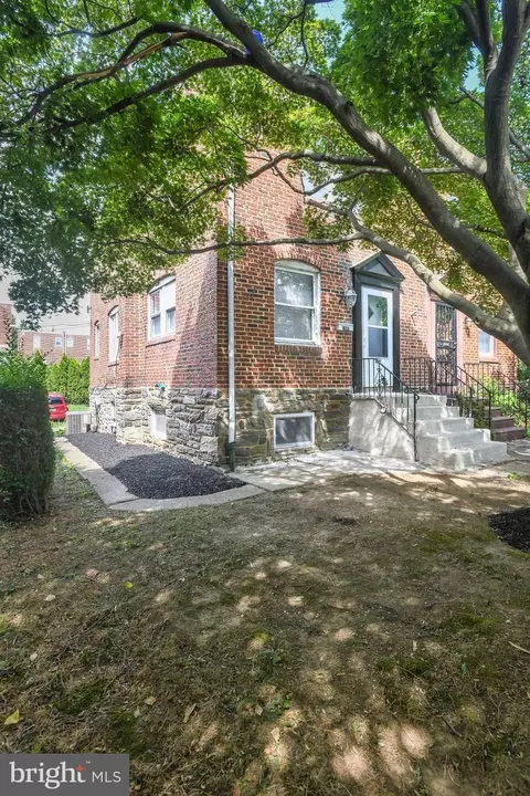1819 Maple St, Wilmington, DE 19805