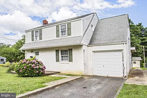 301 Pennsylvania Ave, New Castle, DE 19720