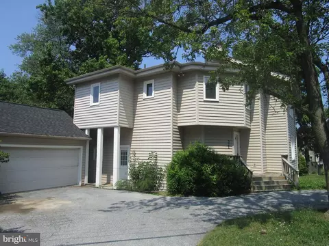 321 Marsh Rd, Wilmington, DE 19809