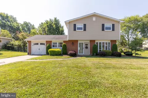 2511 Mccawber Dr, Wilmington, DE 19808