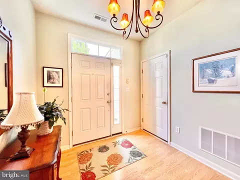 Entry Way - 48 Springfield Cir, Middletown, DE 19709 photo 2 of 5
