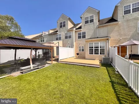 Exterior - 48 Springfield Cir, Middletown, DE 19709 photo 5 of 6