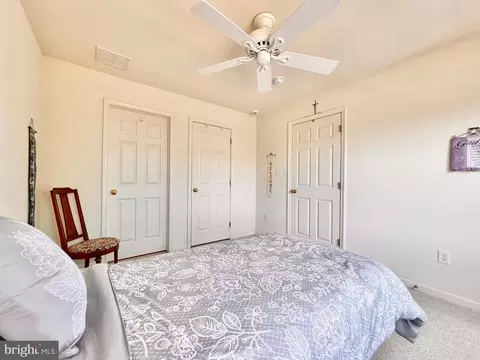 Bedroom - 48 Springfield Cir, Middletown, DE 19709 photo 2 of 5