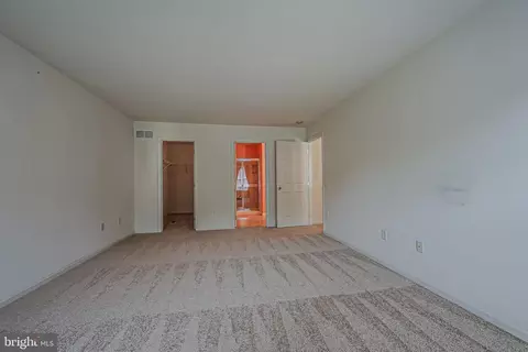 Bedroom - 44 Deerborne Trl, Newark, DE 19702 photo 1 of 5