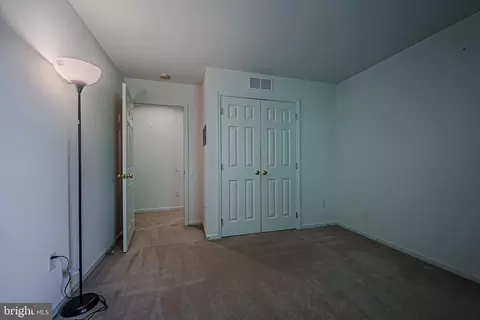 Bedroom - 44 Deerborne Trl, Newark, DE 19702 photo 5 of 5