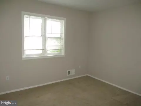 4 Flute Dr, Newark, DE 19713 photo 6