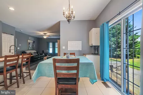 Dining - 207 Bellmont Cir, Townsend, DE 19734 photo 1 of 4