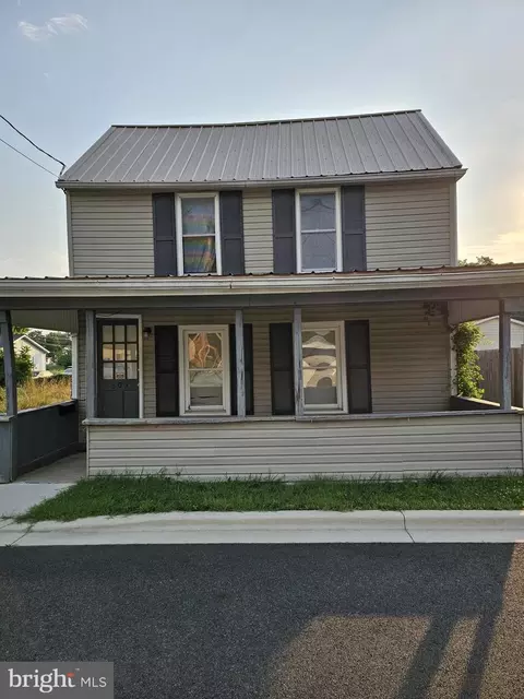 305 Jefferson St, Middletown, DE 19709