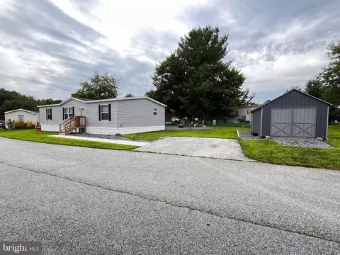 808 Linden Cir, Middletown, DE 19709