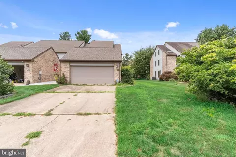 7 Steeplechase Rd, Wilmington, DE 19808