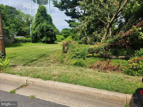 502 A Clinton St, Delaware City, DE 19706