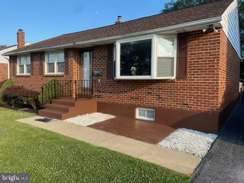 8 Montpelier Ct, New Castle, DE 19720