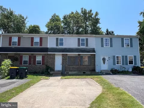 37 Curlew Cir, Newark, DE 19702 photo 2