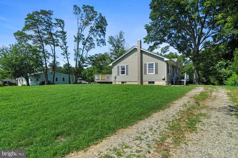 31 Anchor Inn Rd, Townsend, DE 19734