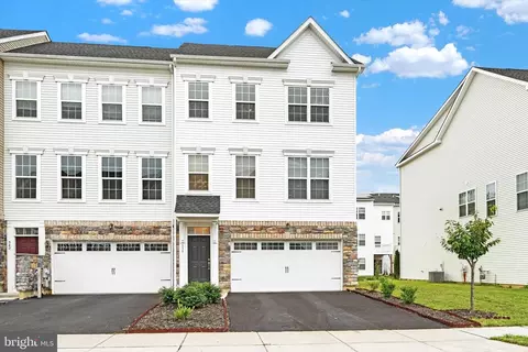538 Liam Pl, Bear, DE 19701 photo 2