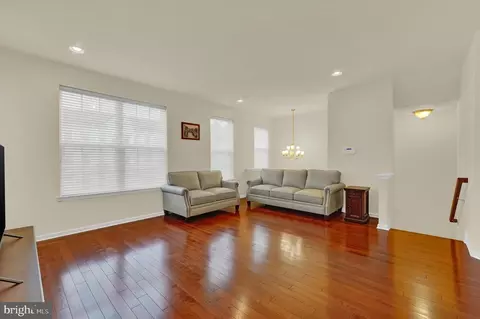 538 Liam Pl, Bear, DE 19701 photo 3