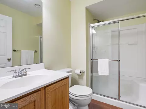 Bath - 106 Lynemore Dr, Townsend, DE 19734 photo 6 of 6