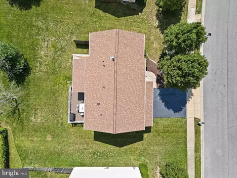 View/Area - 106 Lynemore Dr, Townsend, DE 19734 photo 2 of 7