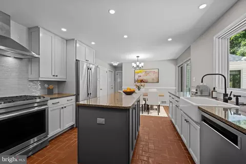 Kitchen - 205 Mercury Rd, Newark, DE 19711 photo 2 of 3