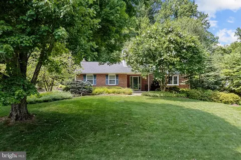 205 Mercury Rd, Newark, DE 19711